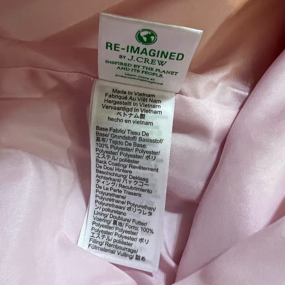 NWT J. Crew Puffer Vest with Snap Pockets - Picture 8 of 8